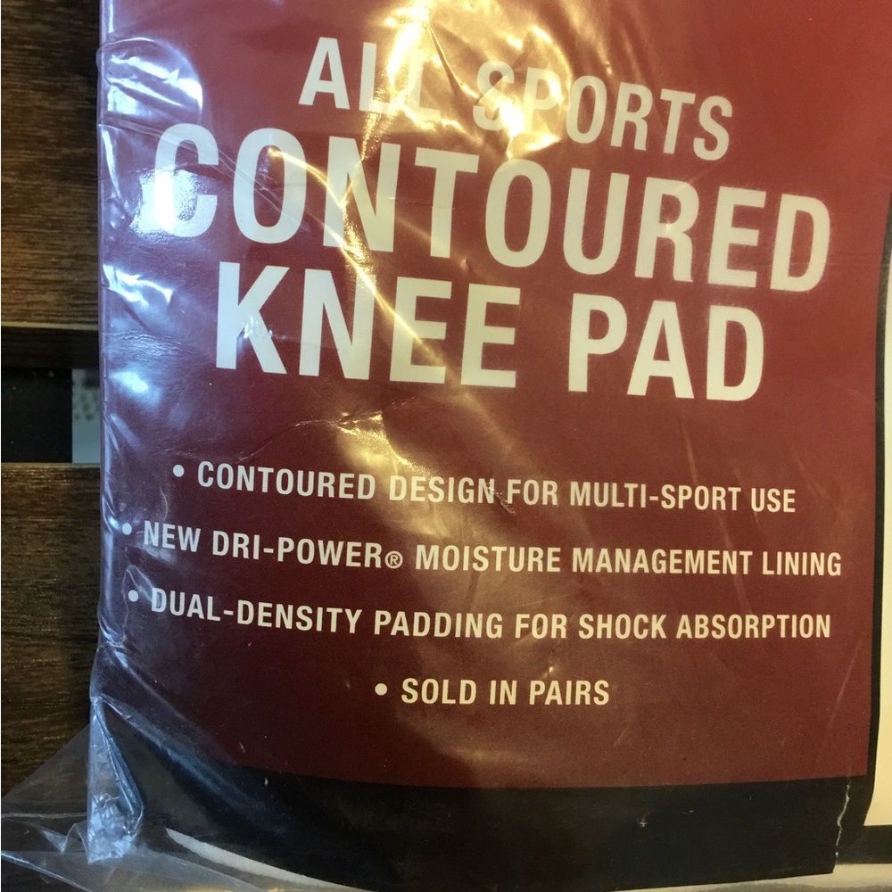 Bike KNEE PADS. 1 pair. NWT new - Picture 2 of 3